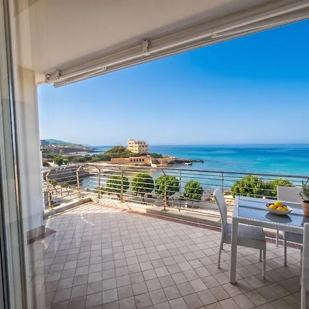 Clicksardegna Seabreeze Luxury Waterfront Apartment Alghero