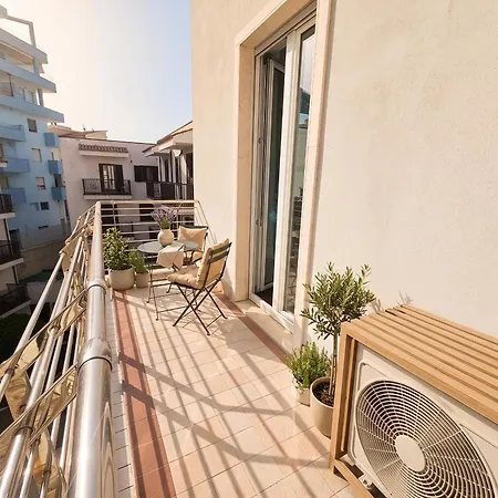 Clicksardegna Seabreeze Luxury Waterfront *